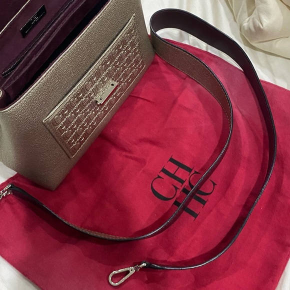 👜Carolina Herrera cross body súper good condition👜 - Picture 6 of 16